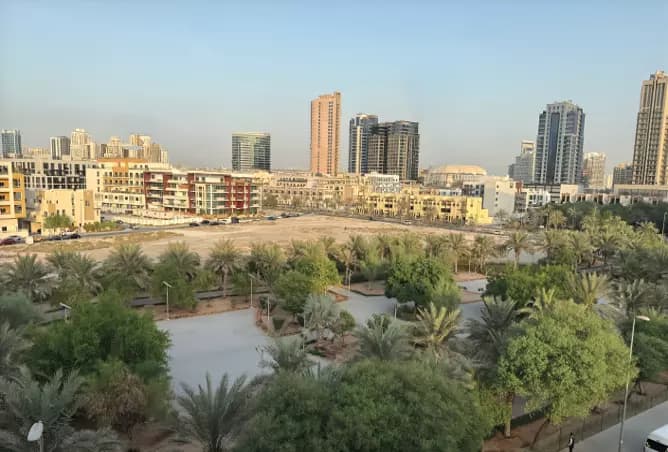 https://d3tlrb7237uidb.cloudfront.net/image/aed51bd1-75dc-4fb3-9129-32a654c03051.webp